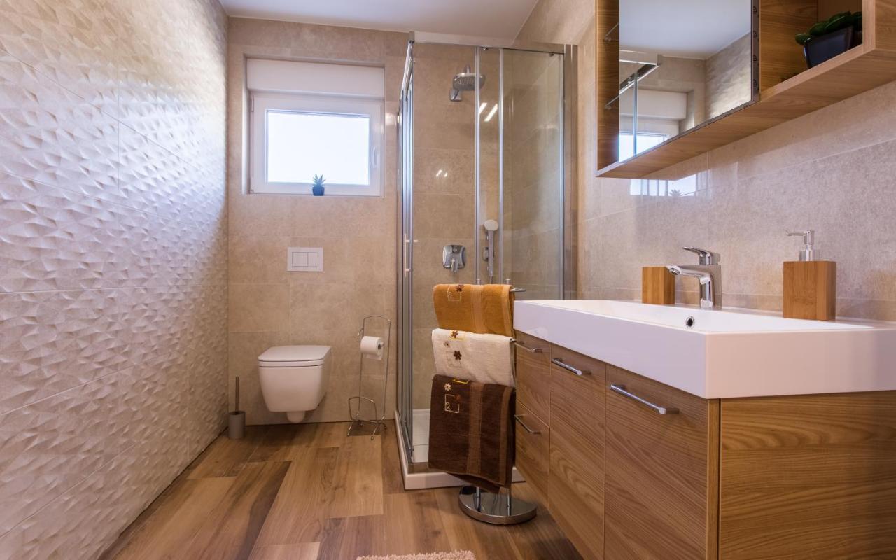 מאלינסקה Waterfront Apartments Pia - Marija מראה חיצוני תמונה