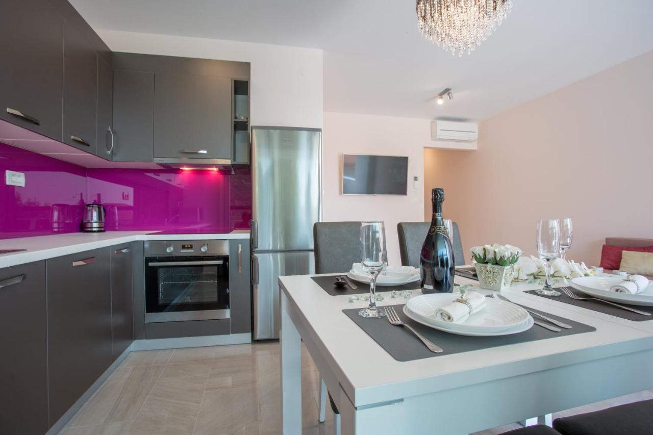 מאלינסקה Waterfront Apartments Pia - Marija מראה חיצוני תמונה