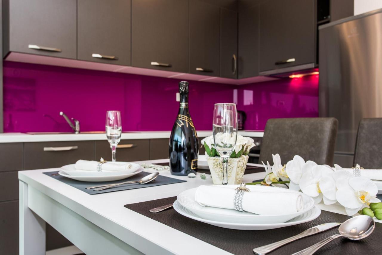 מאלינסקה Waterfront Apartments Pia - Marija מראה חיצוני תמונה