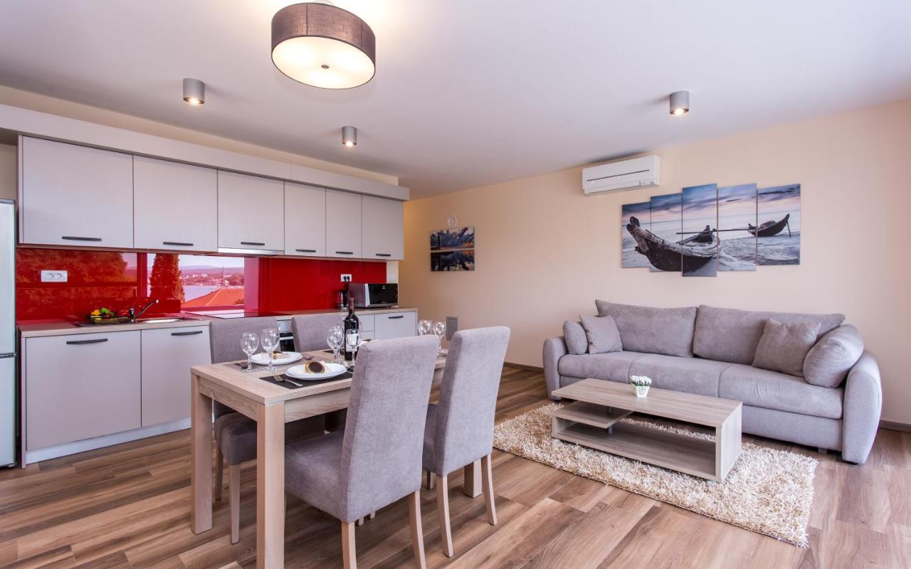 מאלינסקה Waterfront Apartments Pia - Marija מראה חיצוני תמונה