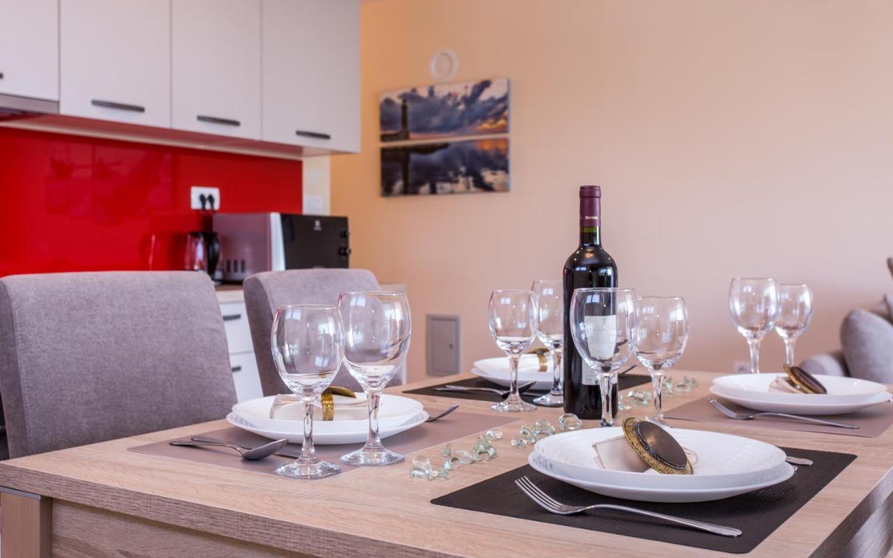 מאלינסקה Waterfront Apartments Pia - Marija מראה חיצוני תמונה