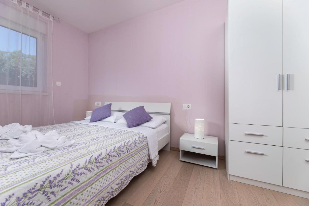 מאלינסקה Waterfront Apartments Pia - Marija מראה חיצוני תמונה