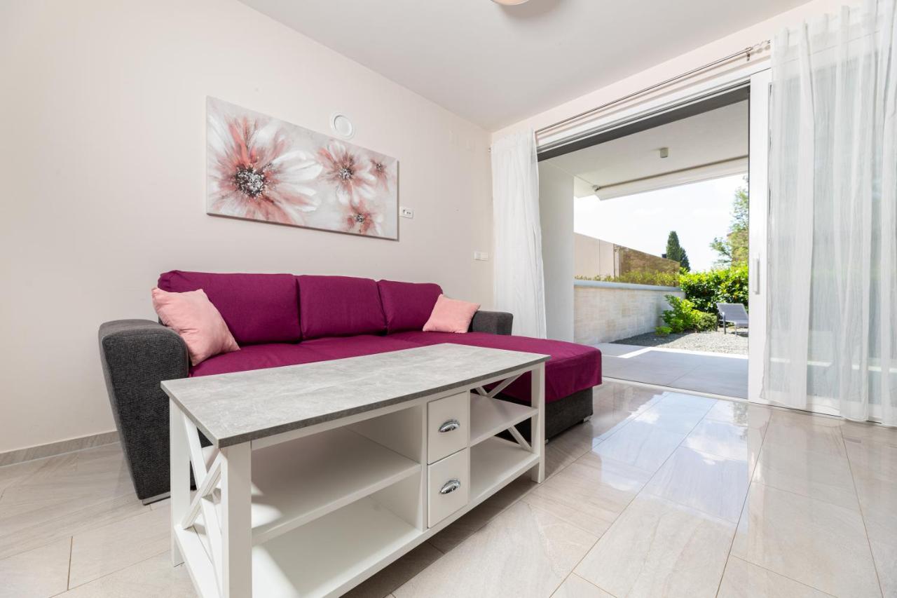מאלינסקה Waterfront Apartments Pia - Marija מראה חיצוני תמונה