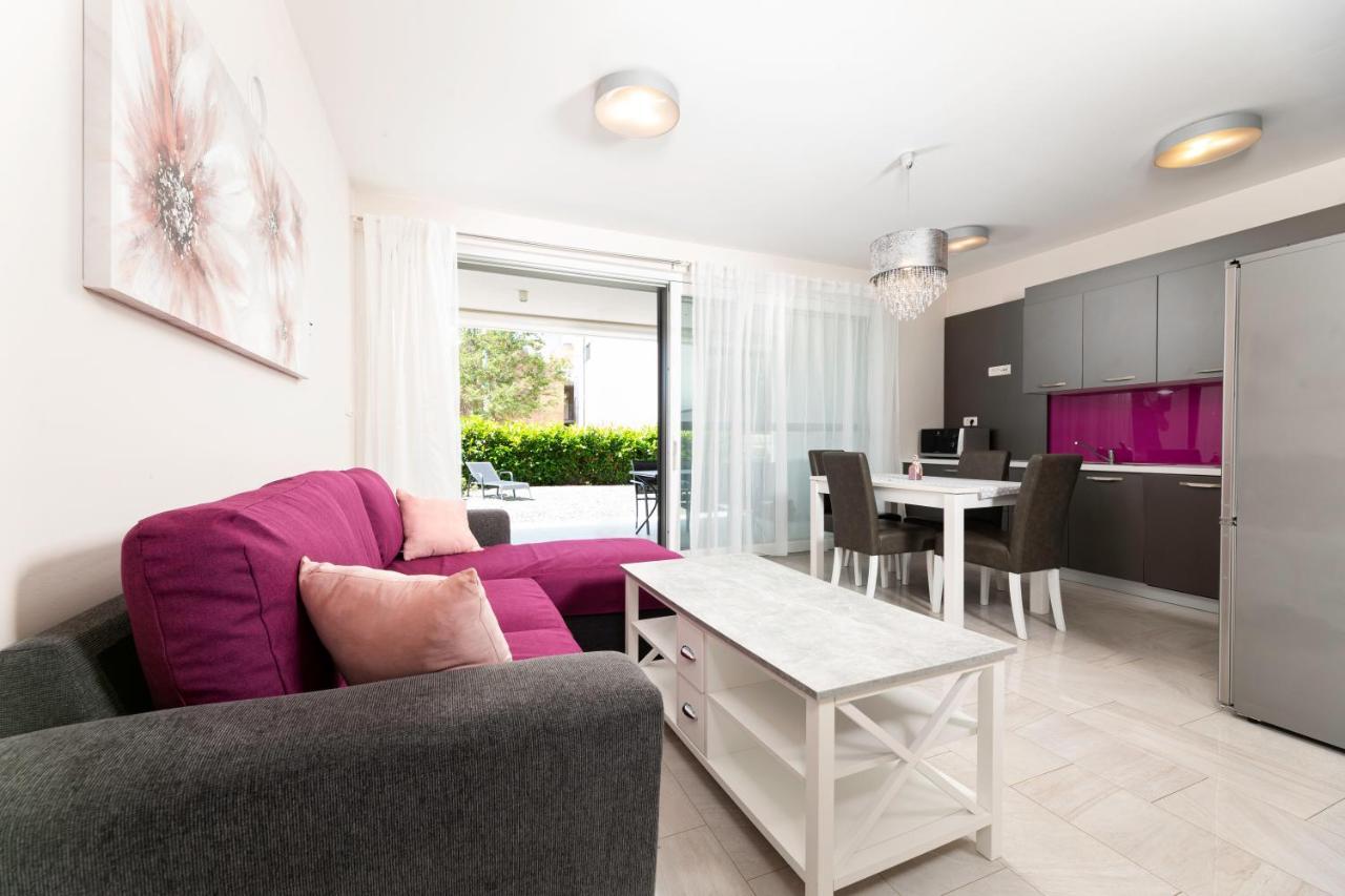 מאלינסקה Waterfront Apartments Pia - Marija מראה חיצוני תמונה
